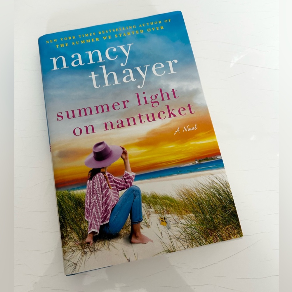 Summer Light on Nantucket Nancy Thayer Hardcover Novel Beach Read Fiction